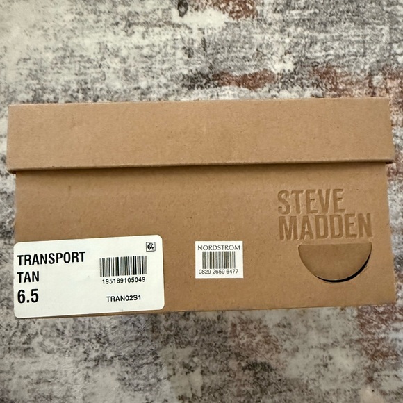 Steve Madden Tan Sandals - Picture 1 of 10